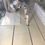 店舗　置床工事　乾式二重床（東京都新宿区）