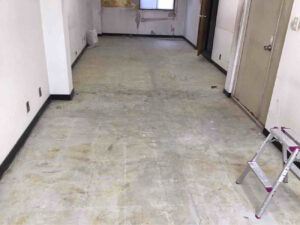 店舗　置床工事　乾式二重床（東京都中央区）