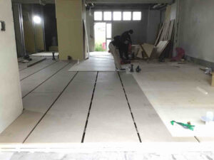 店舗　新装工事　置床工事　乾式二重床（東京都江東区）